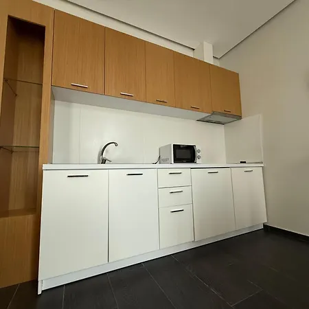 Comfort 21 * Τίρανα